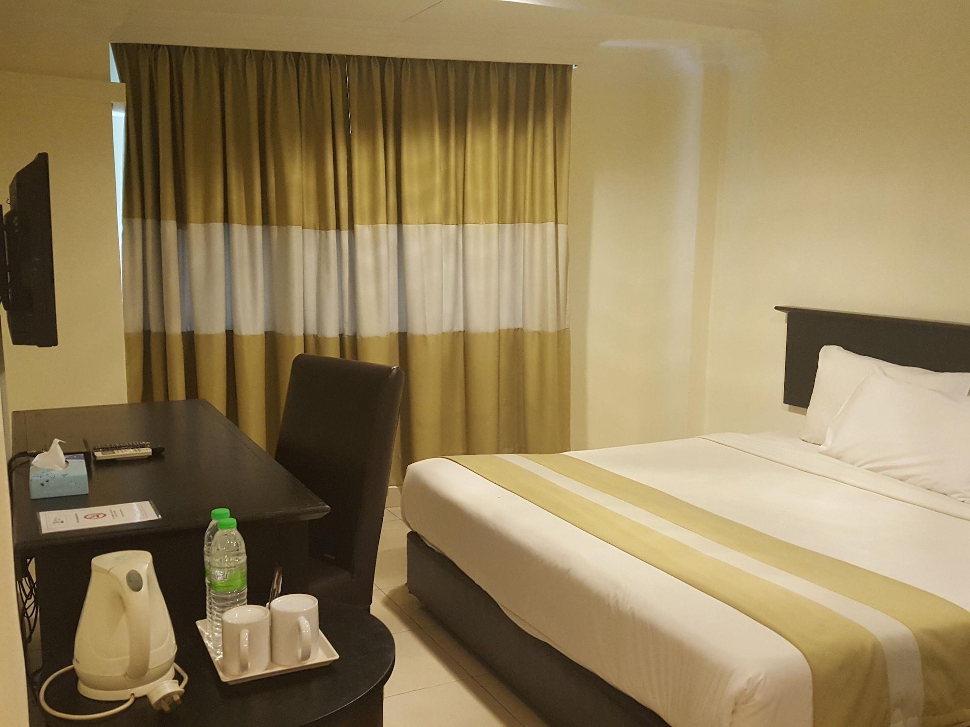 Erya By Suria Johor Bahru Hotel Bagian luar foto