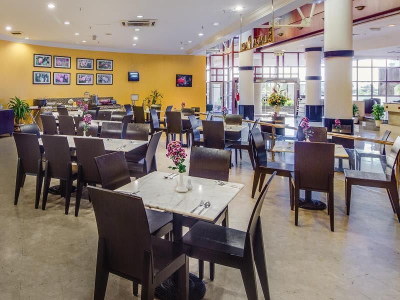 Erya By Suria Johor Bahru Hotel Bagian luar foto