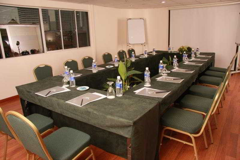 Erya By Suria Johor Bahru Hotel Bagian luar foto