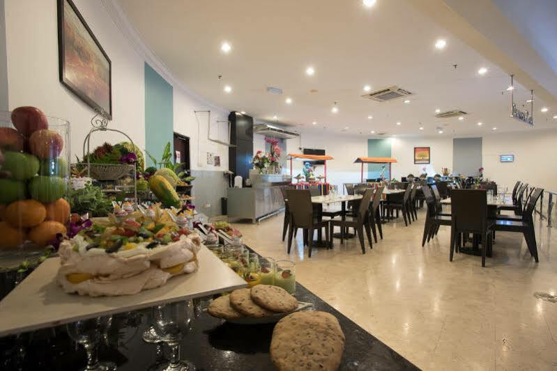 Erya By Suria Johor Bahru Hotel Bagian luar foto