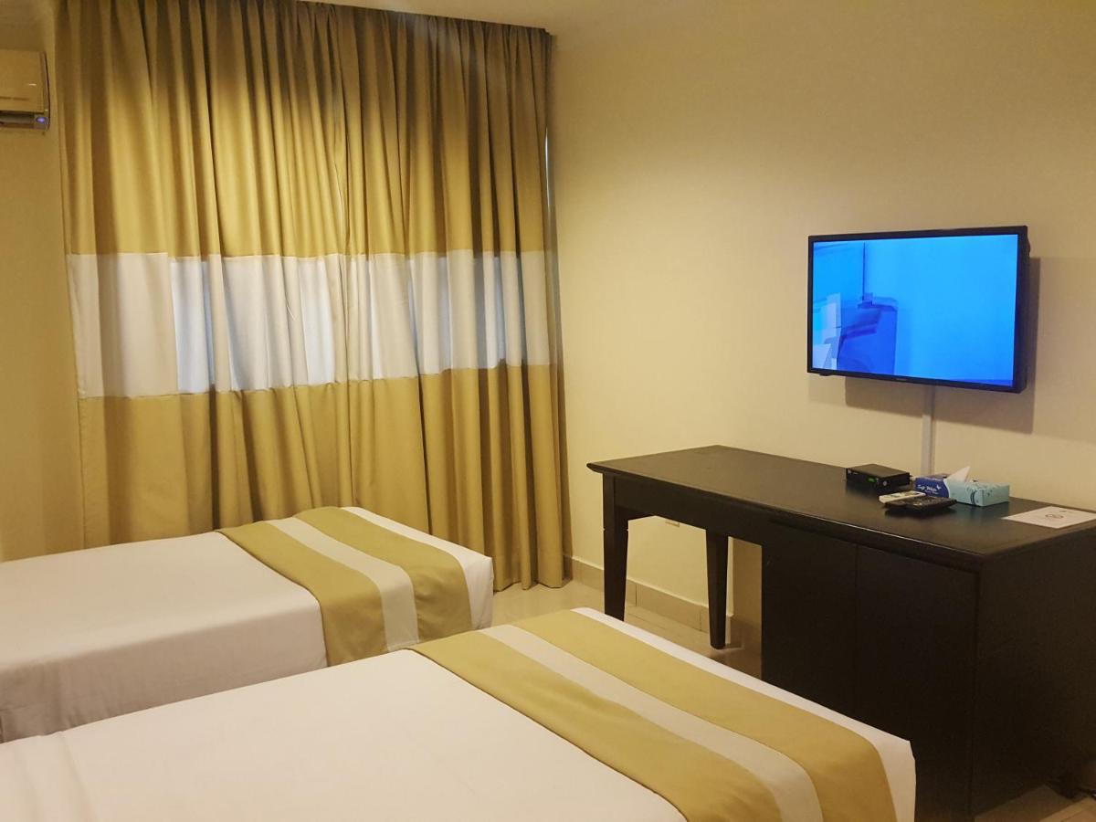 Erya By Suria Johor Bahru Hotel Bagian luar foto