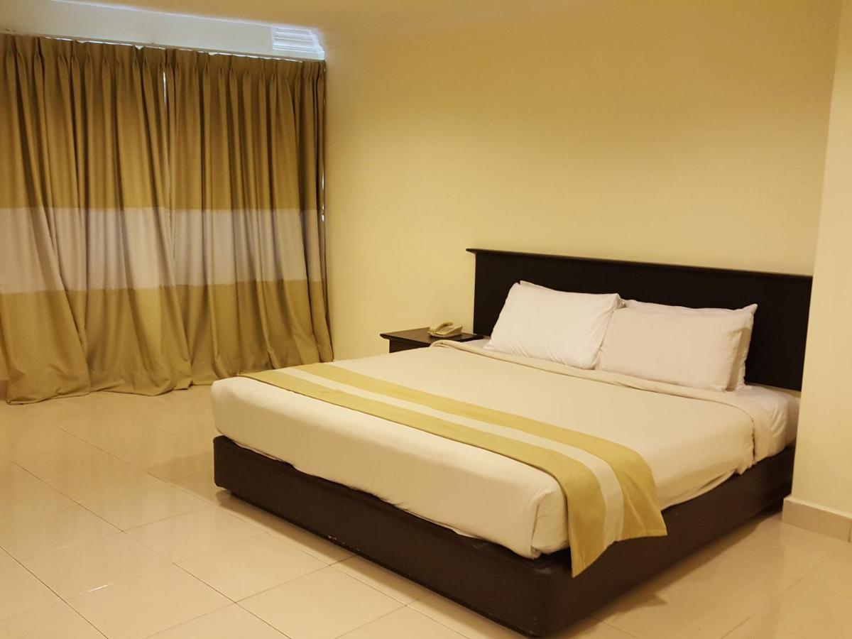 Erya By Suria Johor Bahru Hotel Bagian luar foto